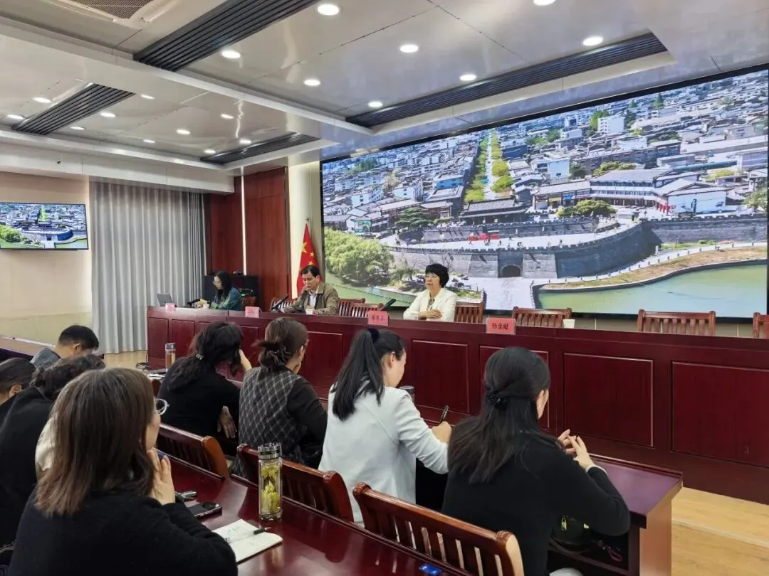 名师引领备中考 凝心聚力提质效—— 寿县 2026 年中考备考培训会议在寿春中学顺利举行 第3张