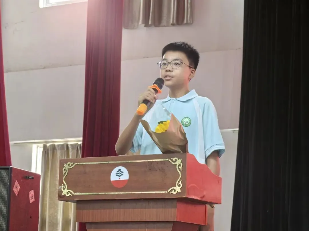 海南博文中学初中部中考誓师大会 第14张