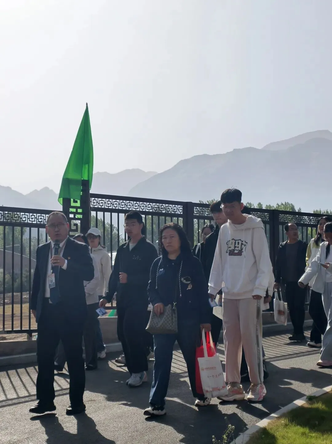 砺剑赛场强体魄,全力冲刺赢中考——北京新学道灵石致诚学校开展体育公益全真模拟测试 第2张