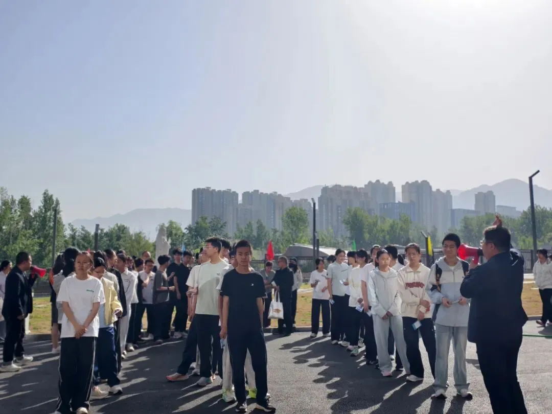 砺剑赛场强体魄,全力冲刺赢中考——北京新学道灵石致诚学校开展体育公益全真模拟测试 第5张