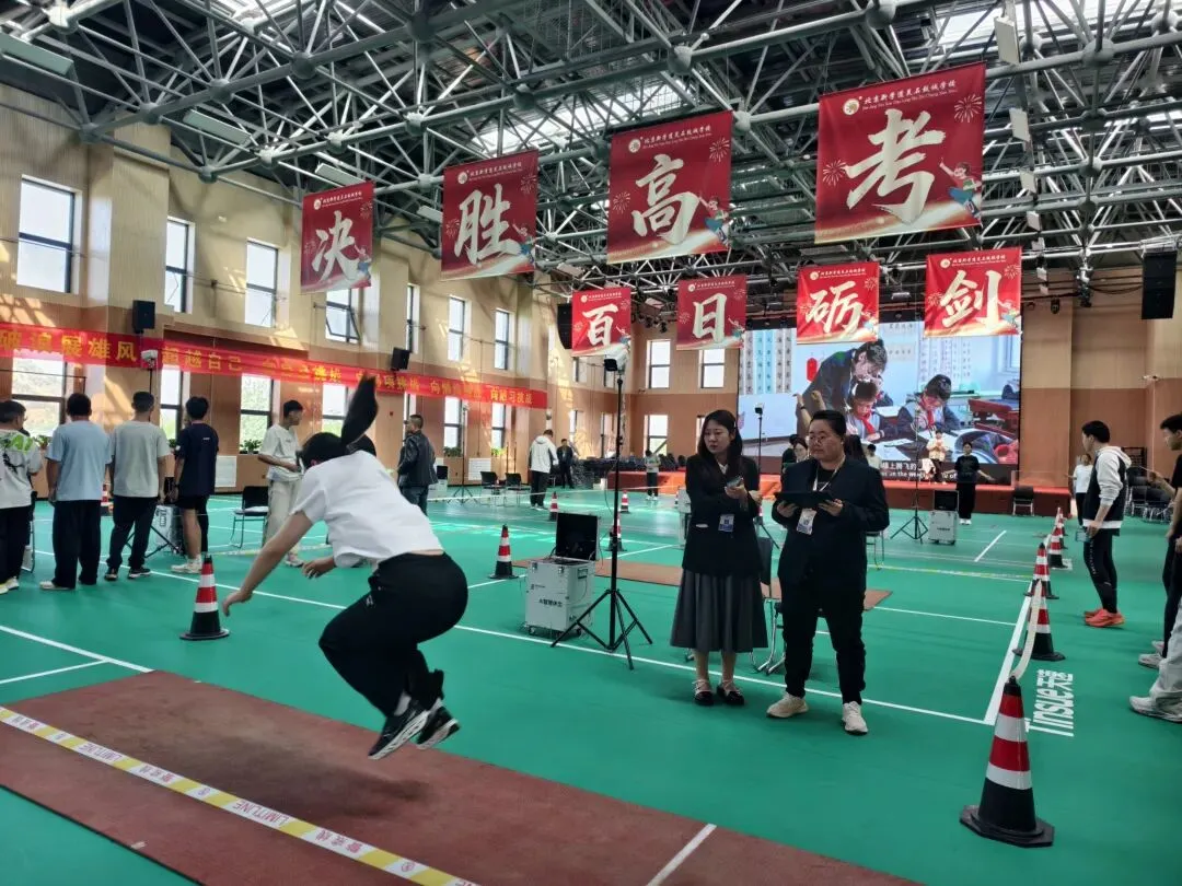 砺剑赛场强体魄,全力冲刺赢中考——北京新学道灵石致诚学校开展体育公益全真模拟测试 第18张