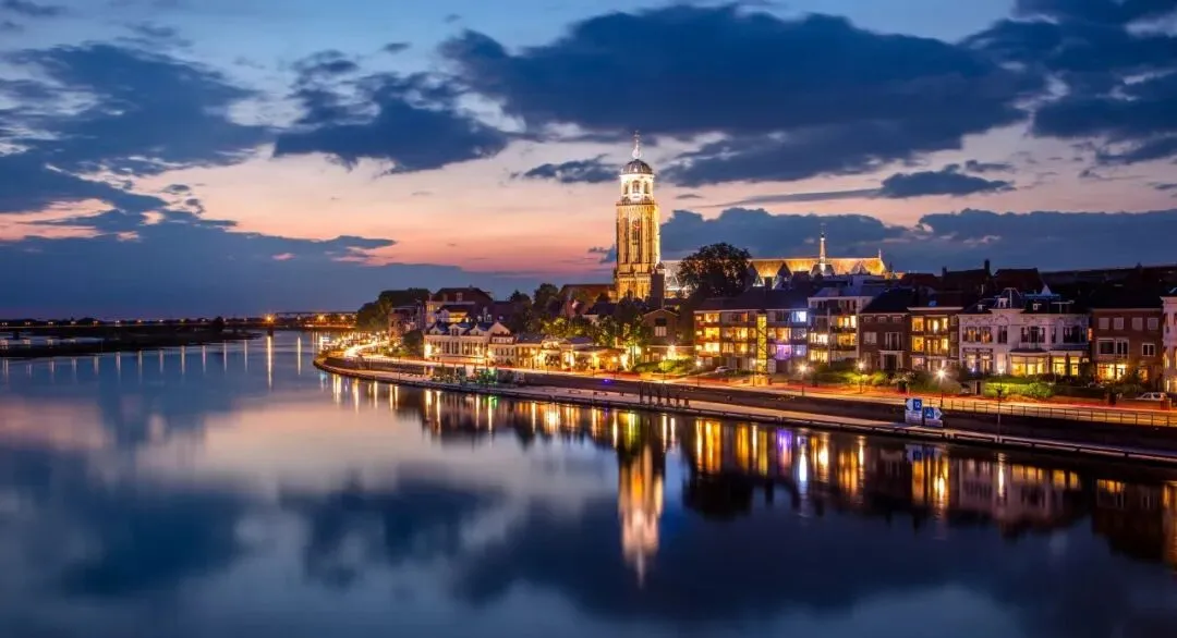 联考卷:浙江省金华十校2026年4月高三模拟考试物理试题卷 第32张