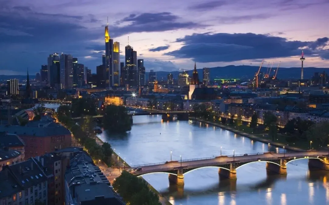 [领取]安徽师范大学考研,专业课历年真题及答案汇总,高分笔记资料题库,专业课知识点视频讲解教程,初试复试参考书目 第1张