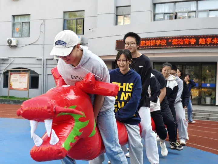 2025合肥中考最卷年:12所学校补录,这所高中停招两年换了新东家却逆势翻盘 第5张