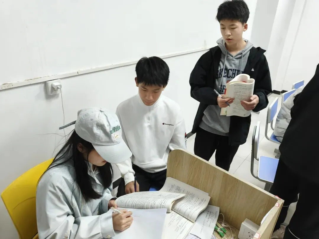 中考倒计时55天:现在难熬的浮躁,终会变成考场上的从容 第5张