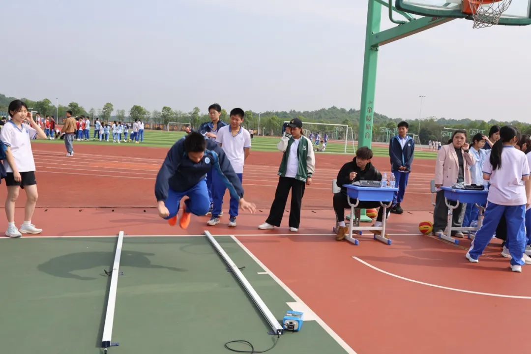 迎战体育中考 这场模拟够“燃” 第17张