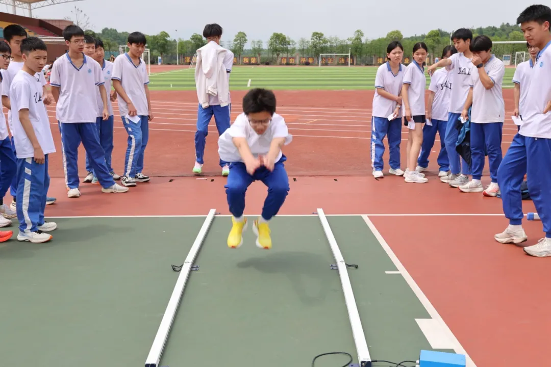 迎战体育中考 这场模拟够“燃” 第22张