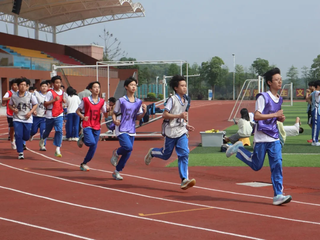 迎战体育中考 这场模拟够“燃” 第30张