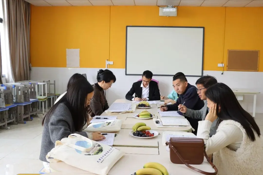 聚力高效课堂 共研中考策略——吉安县高效课堂第二责任片区研讨会在文博学校圆满举行 第34张