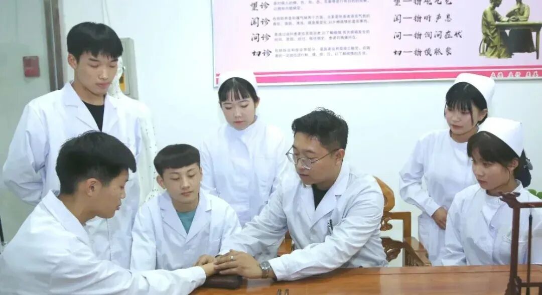 中考后选专业,学什么不容易被AI取代? 第6张