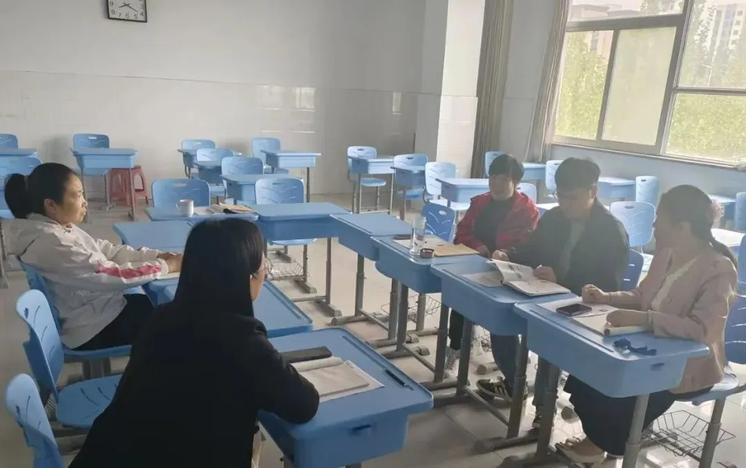 精研真题明方向,同心聚力备中考——利津县凤凰实验中学开展2026 年中考、会考学科研题活动 第8张