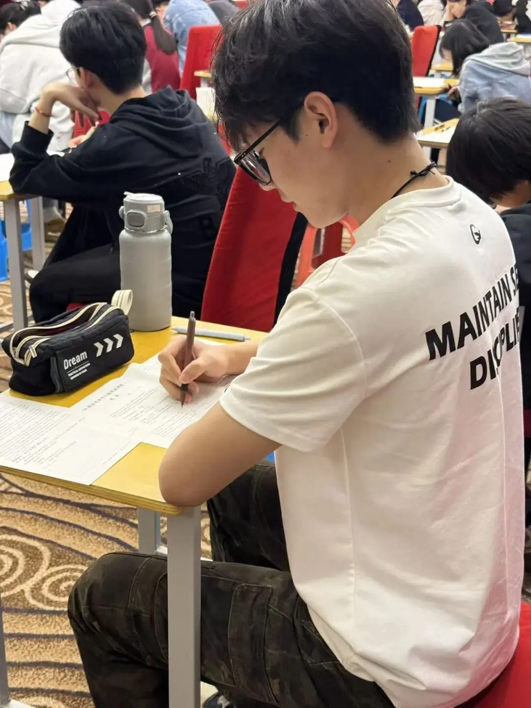 模考冲刺,奔赴前程 ——【泰华志学学校】直击高三学子考试现场 第19张