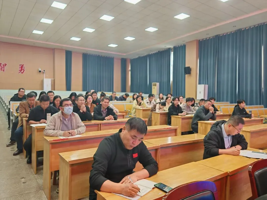 深悟课标,精讲真题——我校两校区联合开展“讲课标・讲真题”竞赛活动 第18张