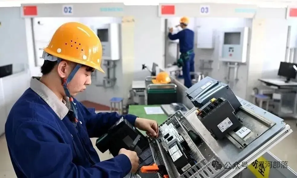 中考没考好、成绩不理想?14-19岁孩子,照样能学技术、圆军营梦! 第2张