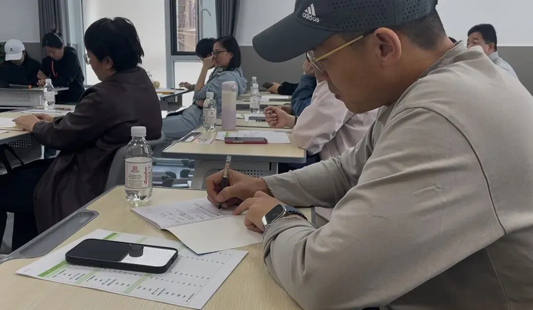 活动回顾|娄雷老师青岛中考公益讲座干货满满!家长们说 “终于把政策听明白了”! 第5张