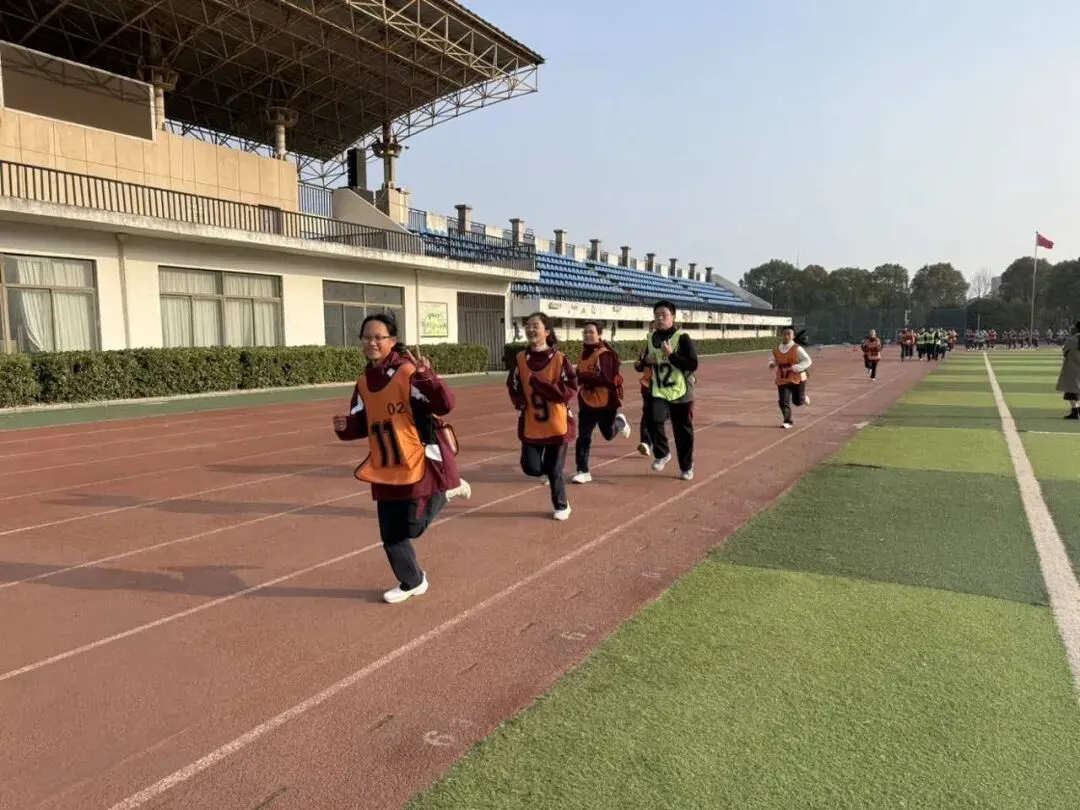 厉兵秣马迎中考 跑道逐梦试锋芒——清河开明中学初二级部体育备考纪实 第5张