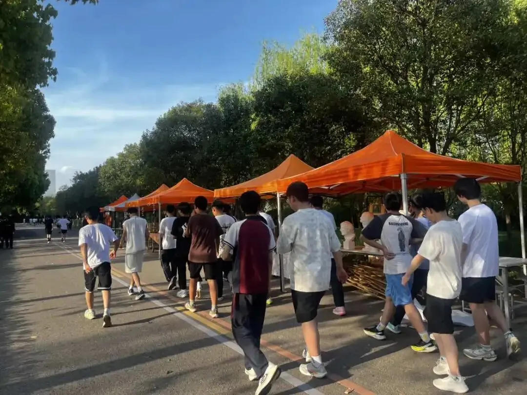 厉兵秣马迎中考 跑道逐梦试锋芒——清河开明中学初二级部体育备考纪实 第35张