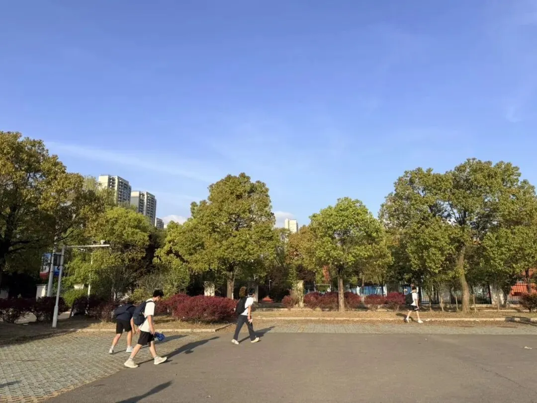 厉兵秣马迎中考 跑道逐梦试锋芒——清河开明中学初二级部体育备考纪实 第44张