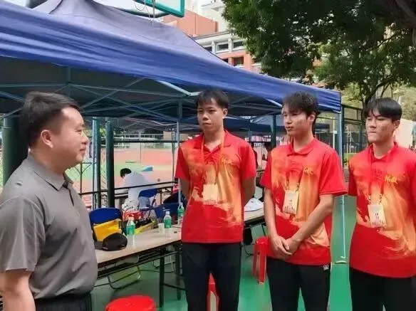 院领导深入广州体育中考考点检查慰问学生实践工作 第6张
