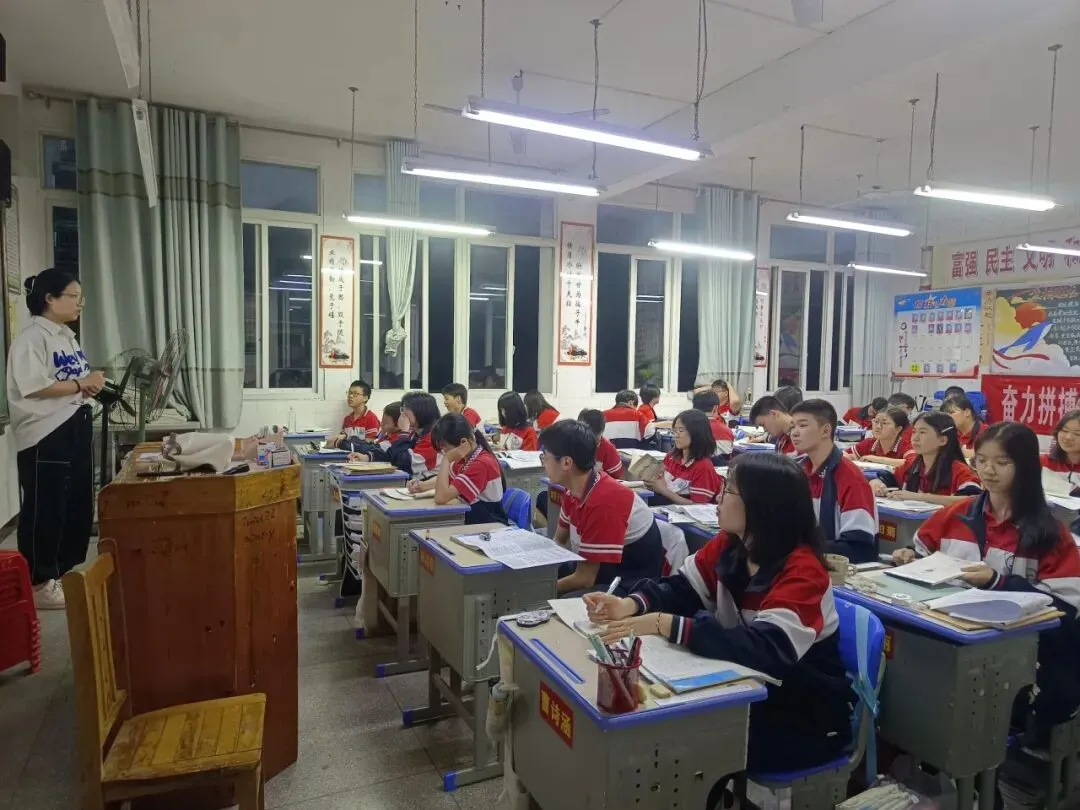 青春接力,逐梦中考!研支团为龙胜少年加油鼓劲 第22张