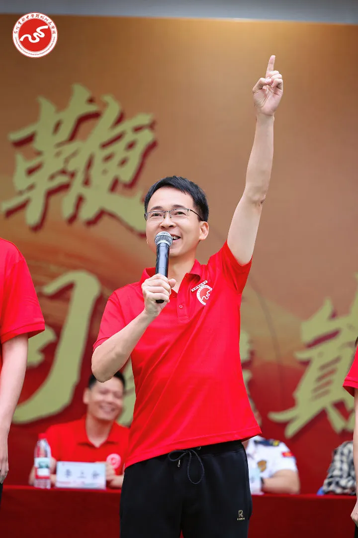 策马扬鞭 问鼎巅峰︱2026届中考动员大会燃情举行 第69张