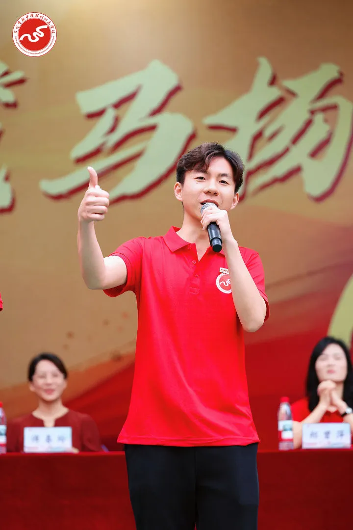 策马扬鞭 问鼎巅峰︱2026届中考动员大会燃情举行 第72张