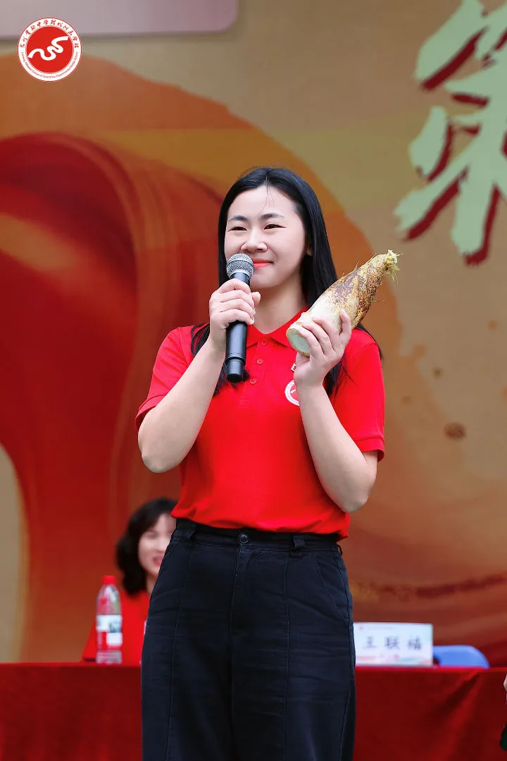 策马扬鞭 问鼎巅峰︱2026届中考动员大会燃情举行 第75张