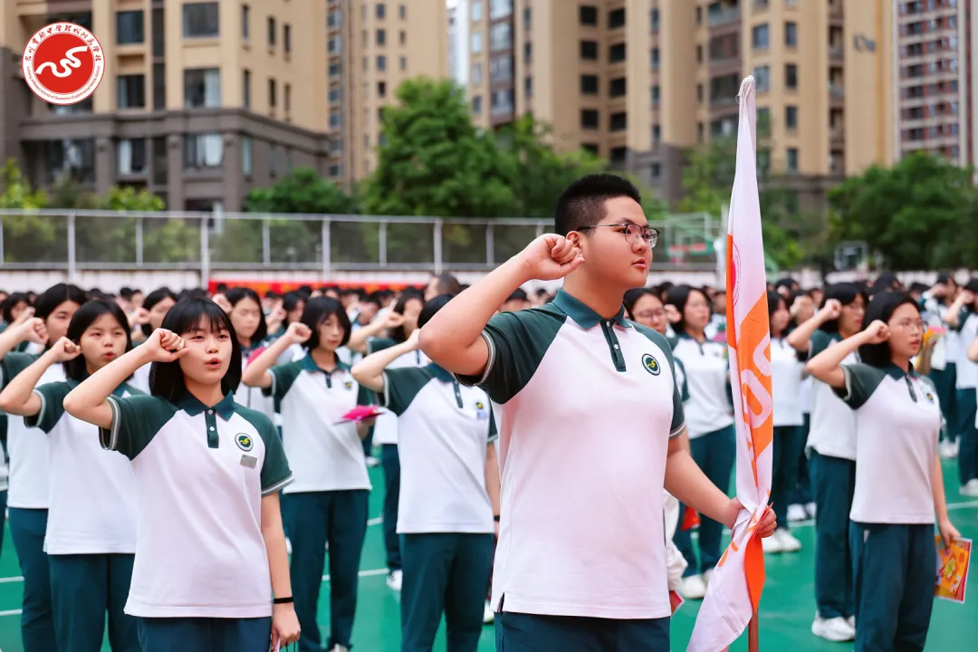 策马扬鞭 问鼎巅峰︱2026届中考动员大会燃情举行 第103张