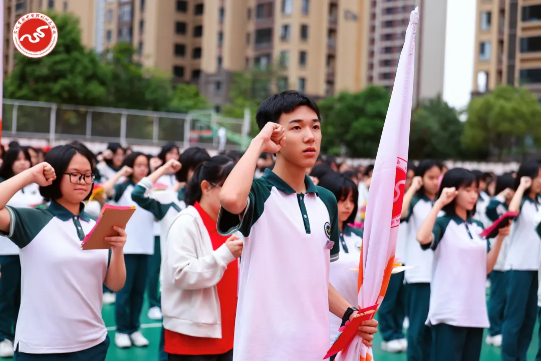 策马扬鞭 问鼎巅峰︱2026届中考动员大会燃情举行 第105张