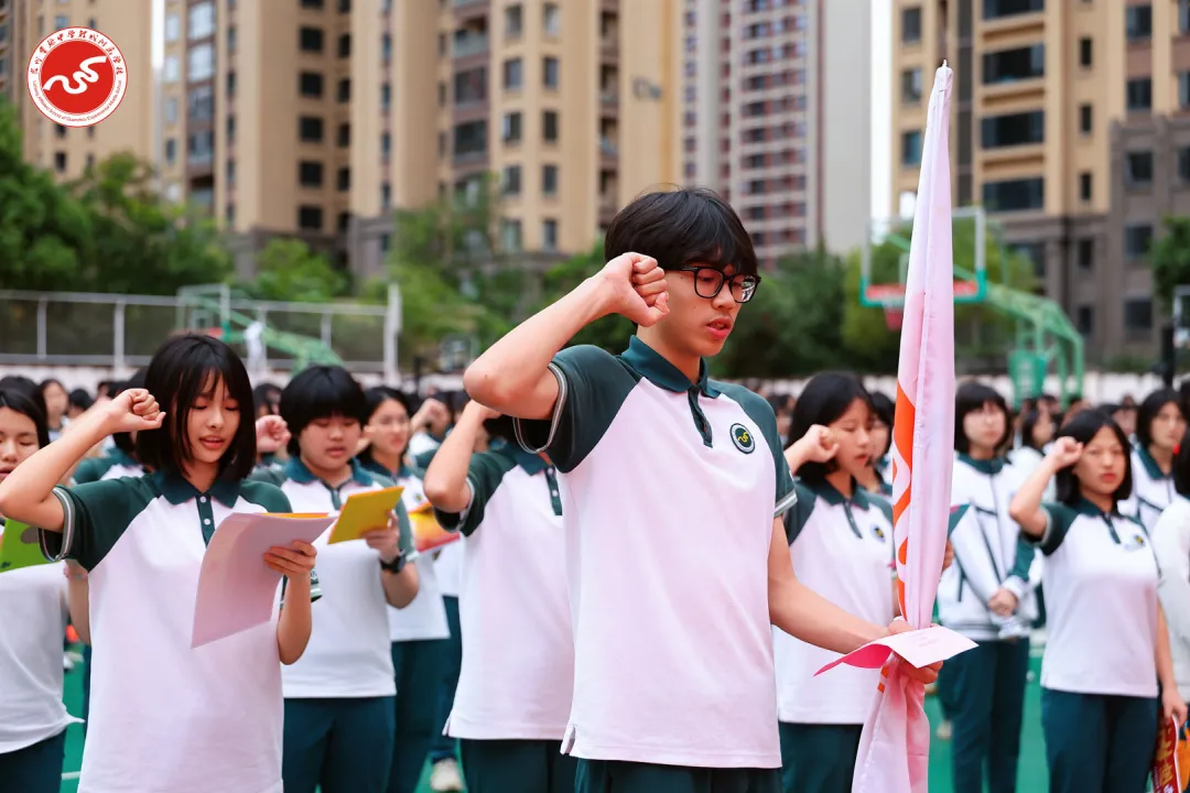 策马扬鞭 问鼎巅峰︱2026届中考动员大会燃情举行 第108张