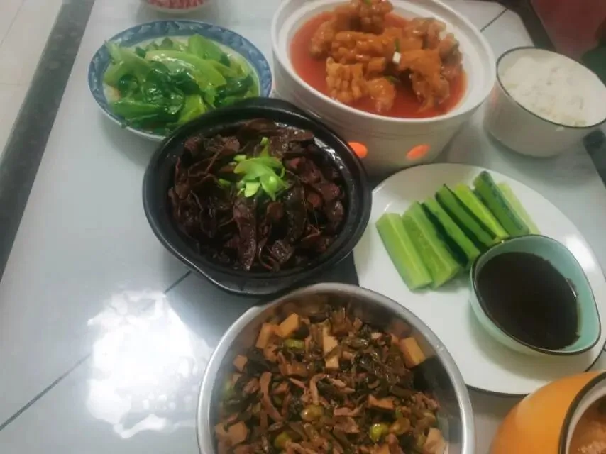 和准中考娃的中餐 第1张