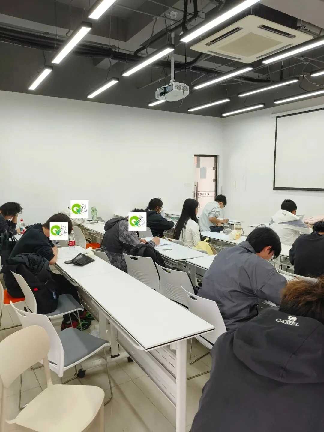 以模考砺锋芒,蓄力再启航|启承插班生2026首次全真模拟考试圆满落幕 第12张