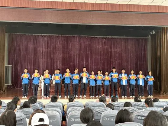全环境立德树人 战斗吧,少年——距离中考不足50天,一场为心灵注入力量的大会 第6张