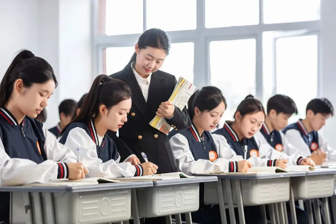 初三考不上高中?别等中考成绩了!现在就得开始找学校,否则好学校早被抢光了! 第19张