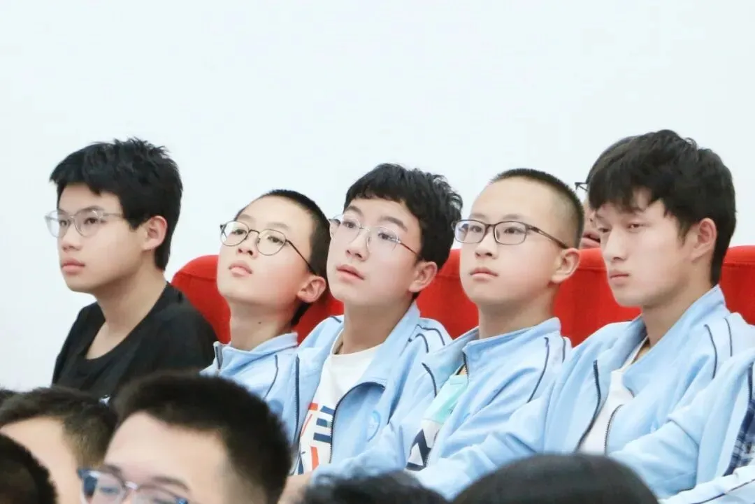 【集团赋能】凝心聚力备中考 心理赋能赢未来——昆一中西山学校教育集团春雨路校区举行2026届初三年级心理团辅活动 第38张