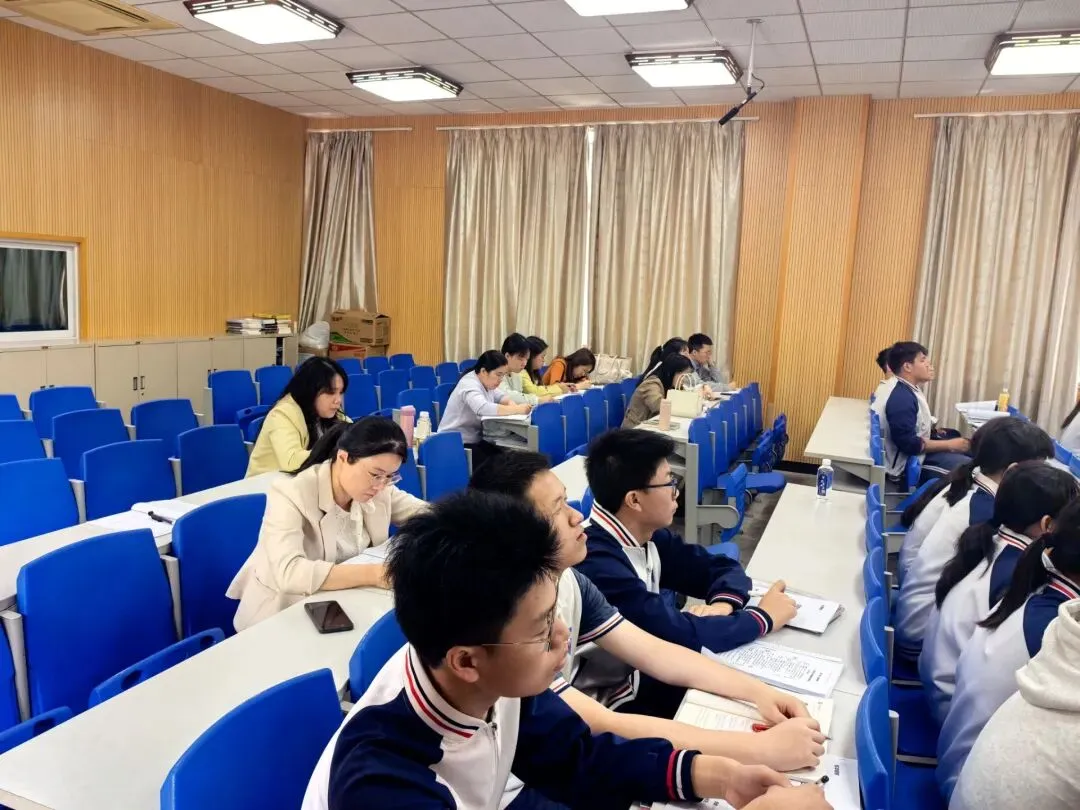 【行知·思研】聚焦中考明方向 教研赋能促提升——桂林市中山中学开展初中道德与法治备考教研活动 第17张