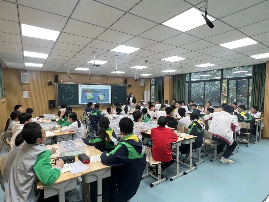 【学科活动】学为中心研课堂 精准施策备中考 第18张