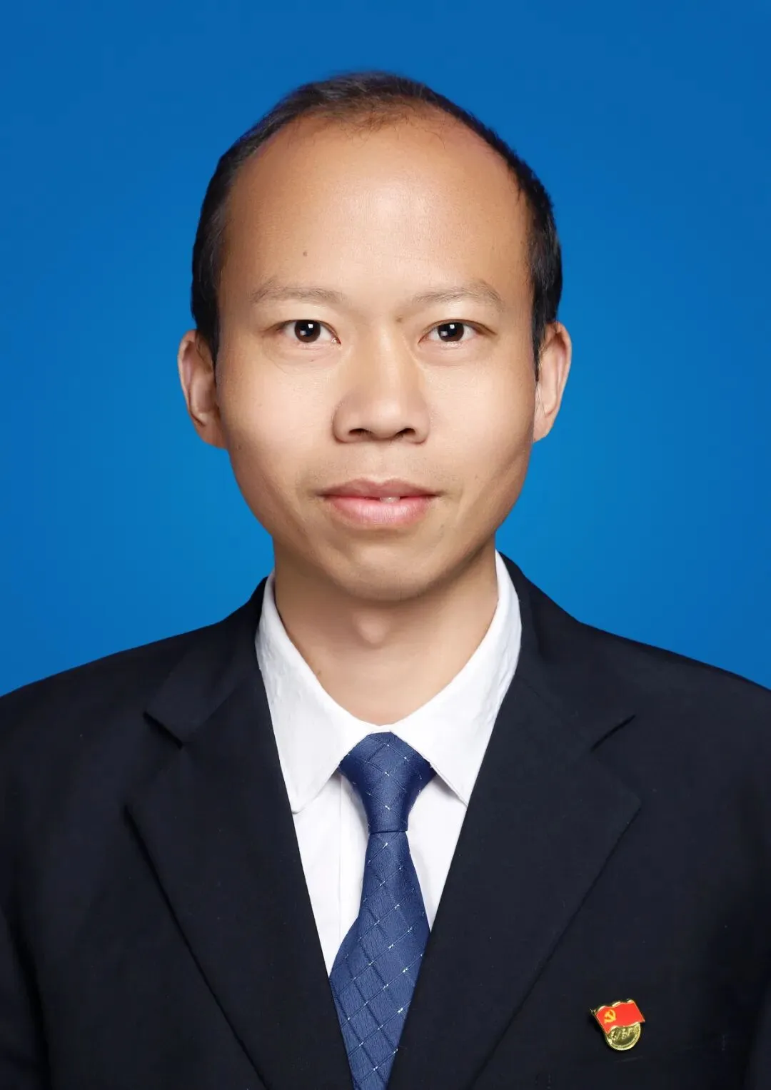 中考护航见初心,良师领航育新苗||关其元老师:明德笃行守初心,融法润德育英才 第5张