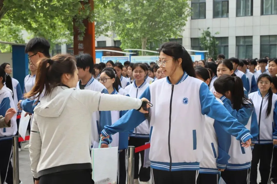 云天职教高三年级第三次模拟考试圆满落幕——全真模拟高考流程,助力学子备战高考 第15张