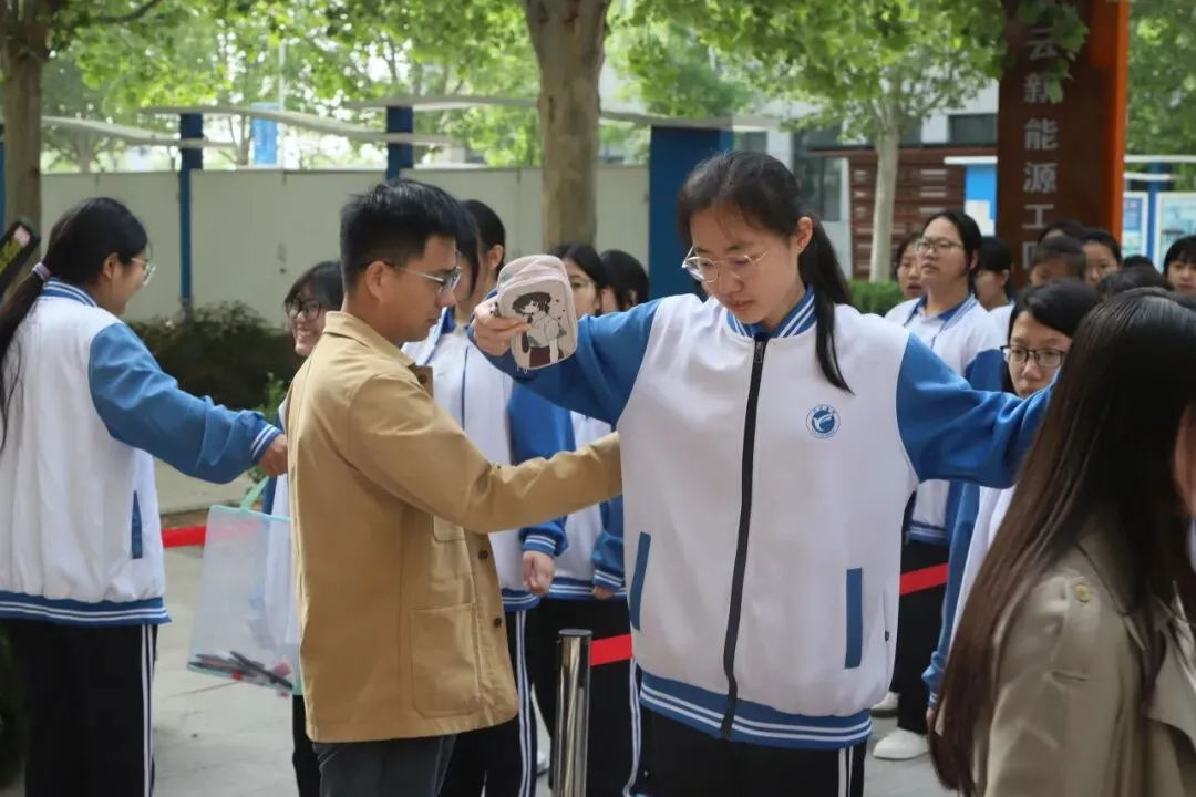 云天职教高三年级第三次模拟考试圆满落幕——全真模拟高考流程,助力学子备战高考 第16张