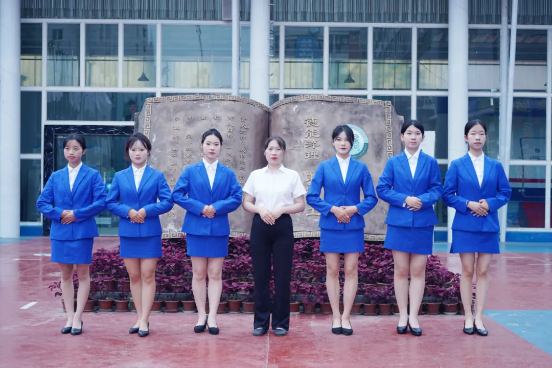 她是一道光——从中考失利到国家奖学金,这个职校女孩用三年照亮了自己 第9张