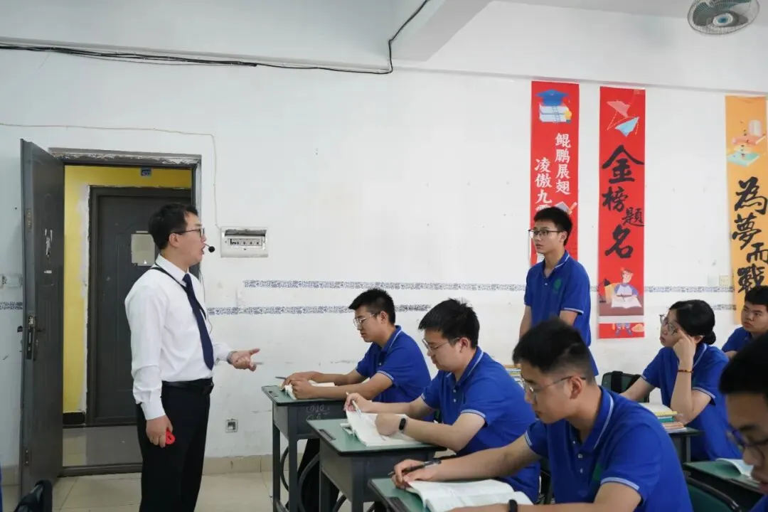 她是一道光——从中考失利到国家奖学金,这个职校女孩用三年照亮了自己 第10张