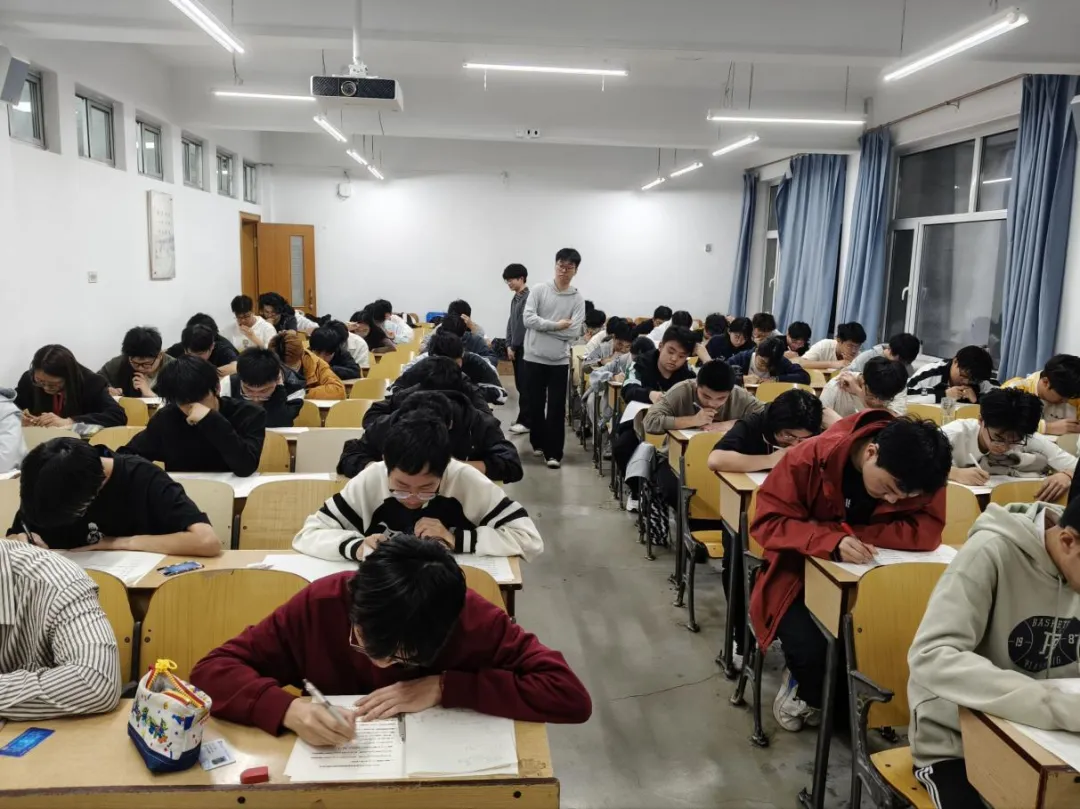 机械工程学院举办高等数学期中模拟考试 第3张