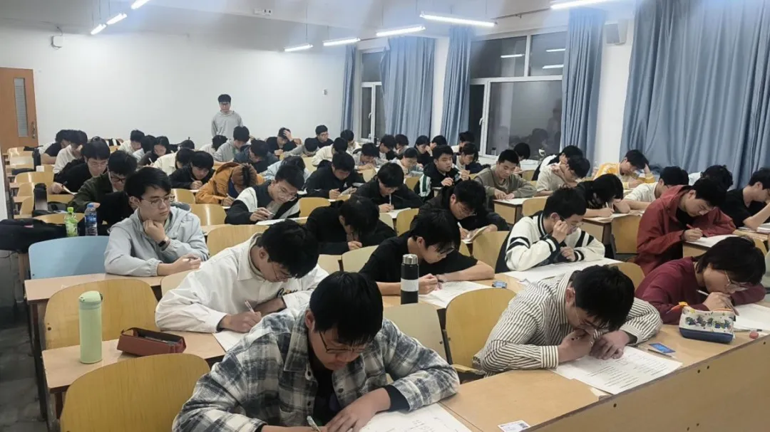 机械工程学院举办高等数学期中模拟考试 第6张