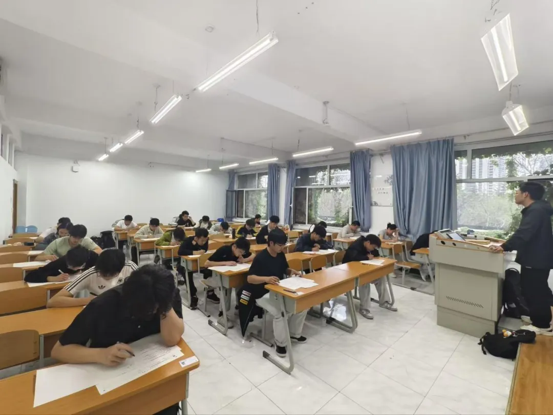 机械工程学院举办高等数学期中模拟考试 第16张