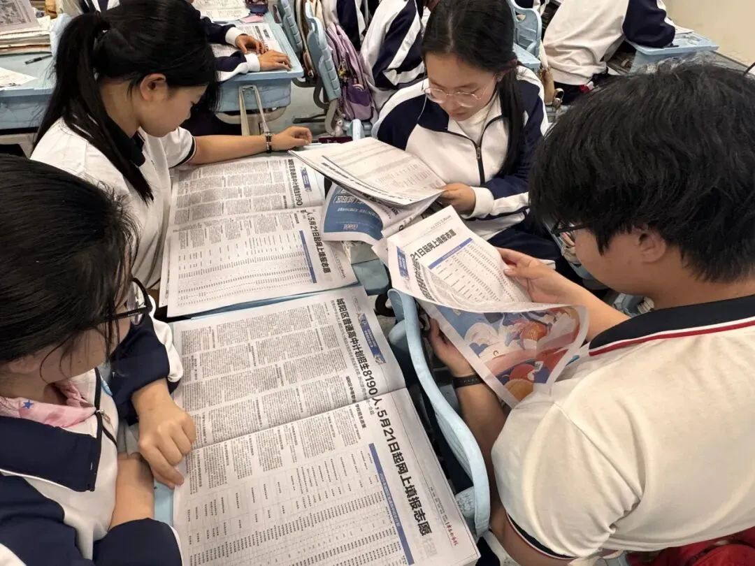 2026青岛市(城阳区)中考招生全媒汇展今日出版!中考“最强攻略”已送达城阳区(含高新区)一万余名初三考生手中 第34张