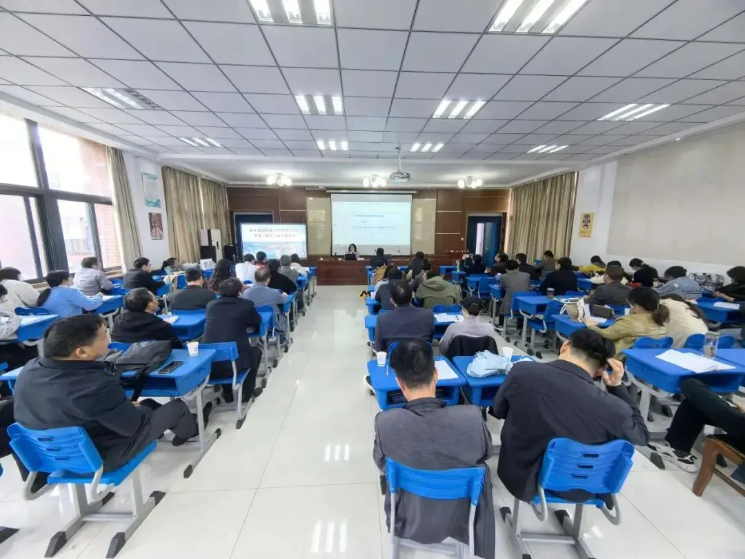 精研真题明方向 靶向施策促提升——长丰县2026届九年级化学学科中考二轮复习备考研讨会在北城力高学校成功举办 第25张