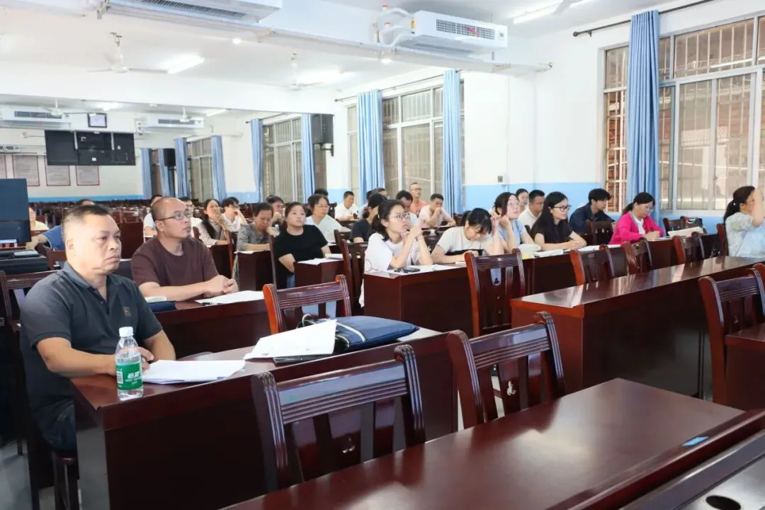 精研中考方向 共筑物理备考 第7张