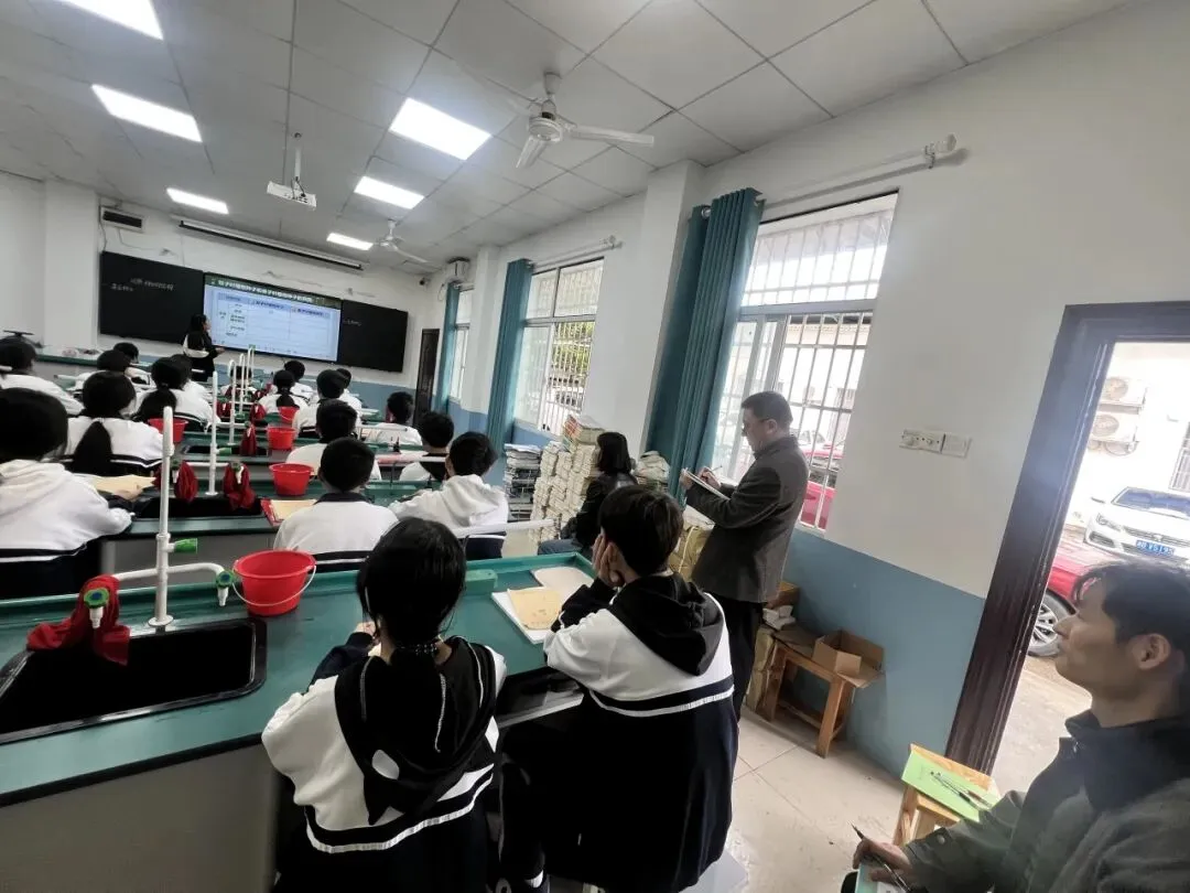 视导引领促成长,深耕细研助中考 ——荷塘区文化路中学迎接区教学视导 第65张