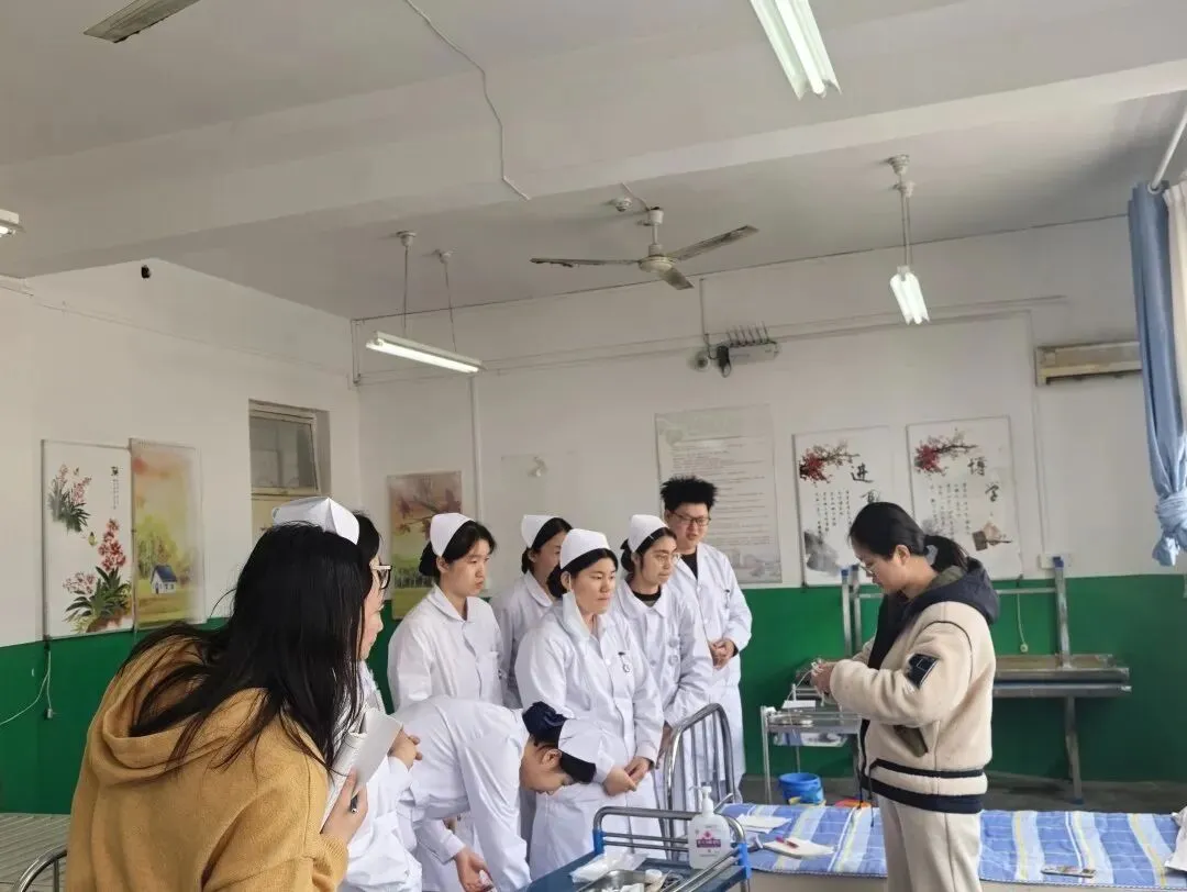 人卫教育春季高考模拟考试预告 第41张